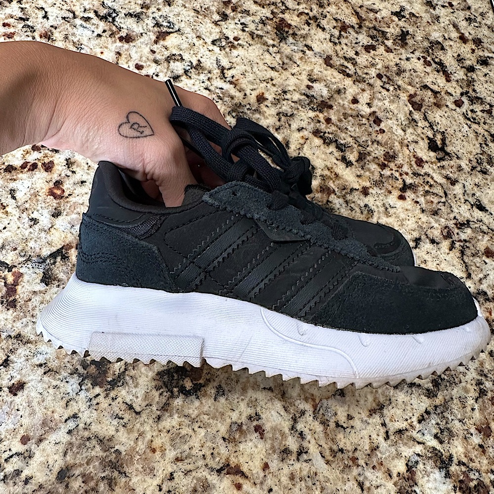 Adidas Retropy F2